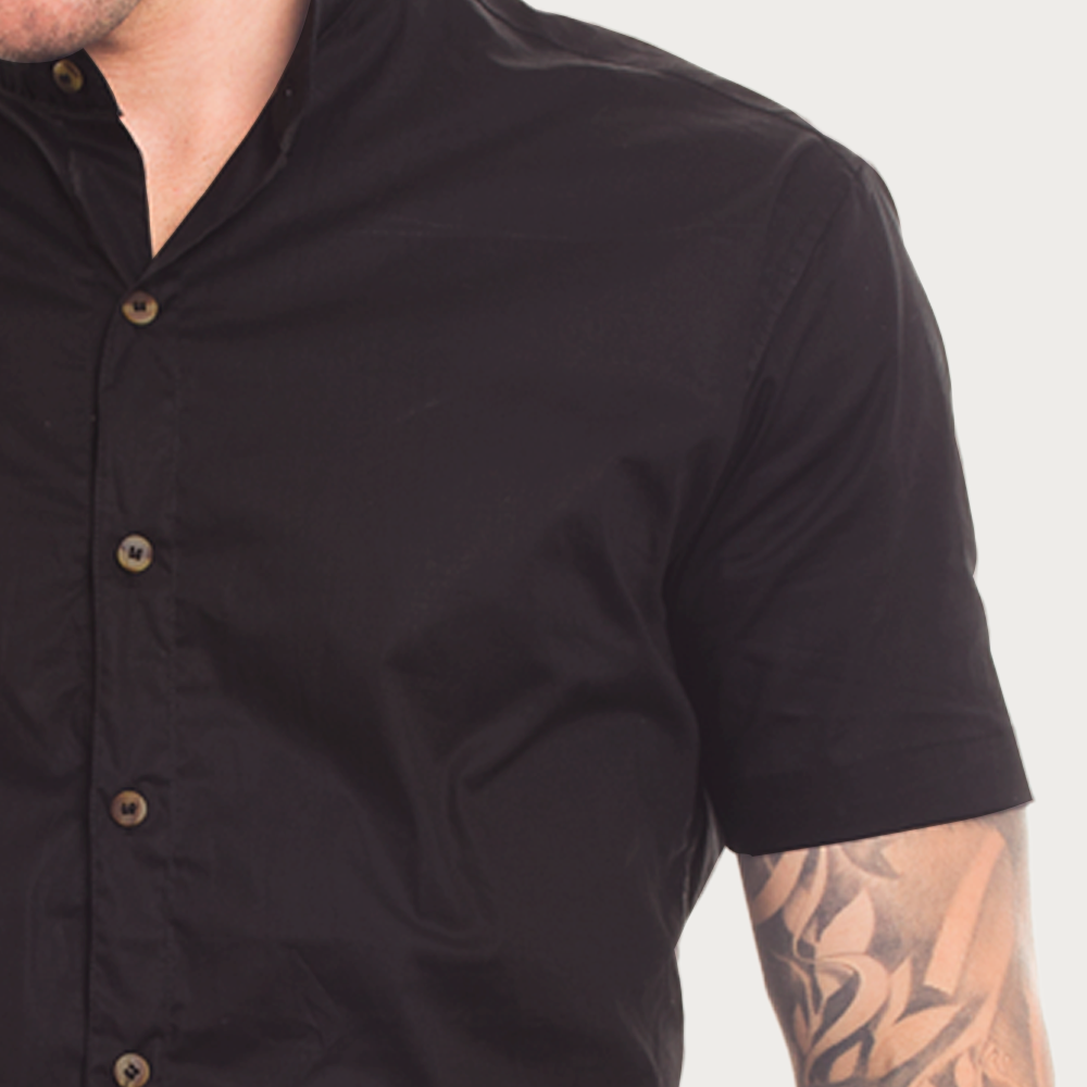 Camisa masculina gola padre preta