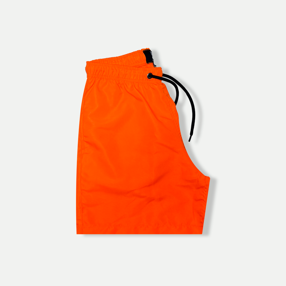 Shorts curto masculino de tactel laranja neon